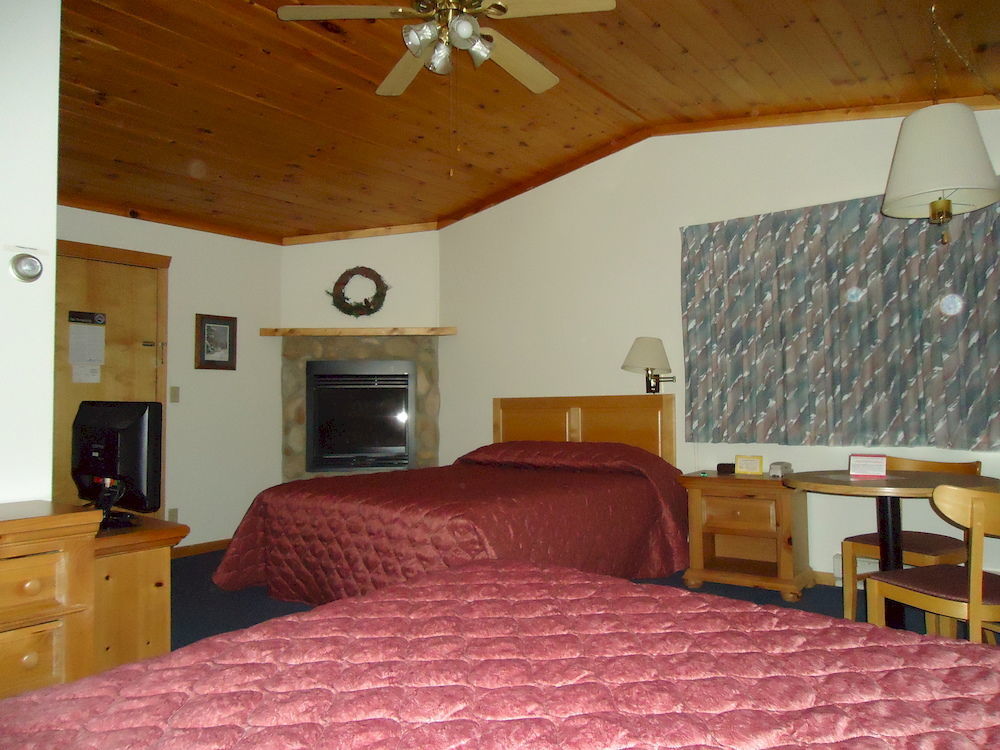 Schroeder Superior Ridge Resort Motel מראה חיצוני תמונה