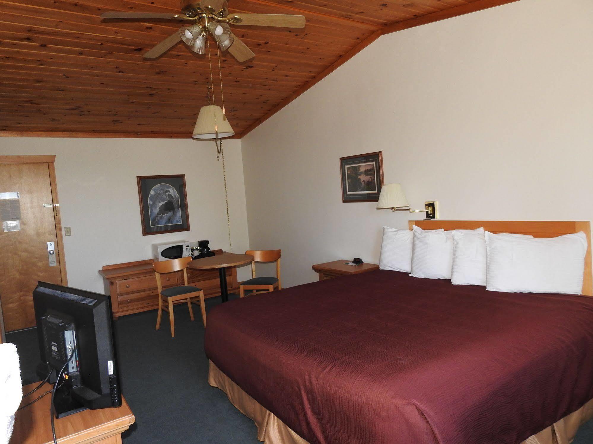Schroeder Superior Ridge Resort Motel מראה חיצוני תמונה